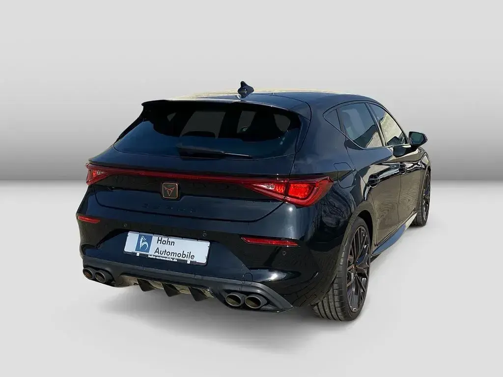 Gebraucht Cupra Leon VZ 300 PS (220 kW) 2024 Schwarz Limousine