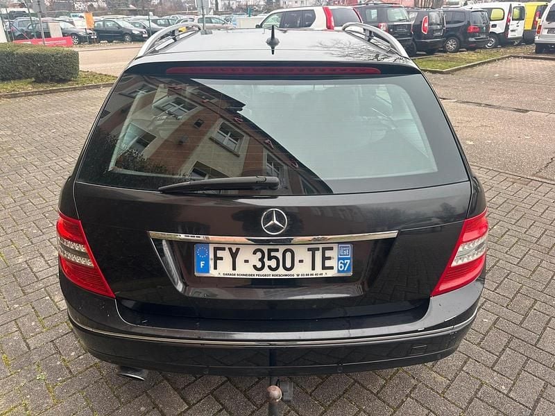 Gebraucht Mercedes C250 Avantgarde 204 PS (150 kW) 2010 Schwarz Kombi