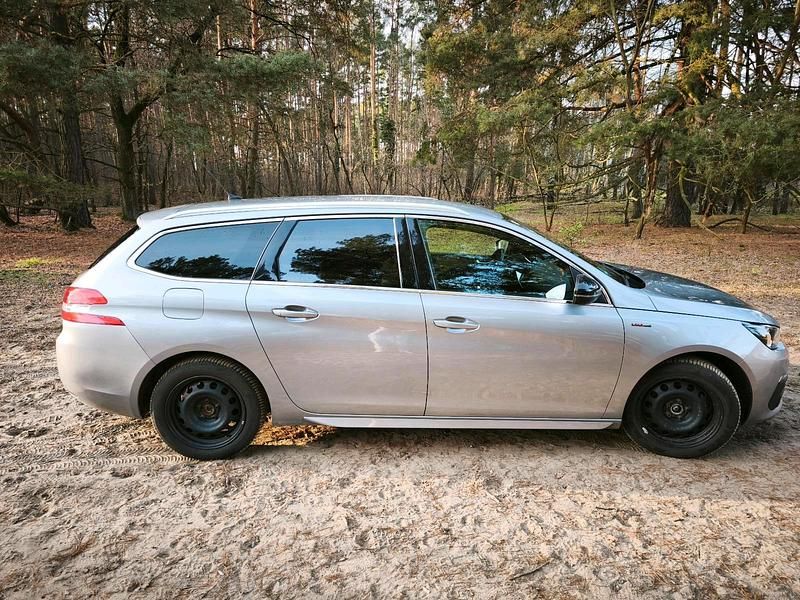 Gebraucht Peugeot 308 131 PS (96 kW) 2017 Kombi