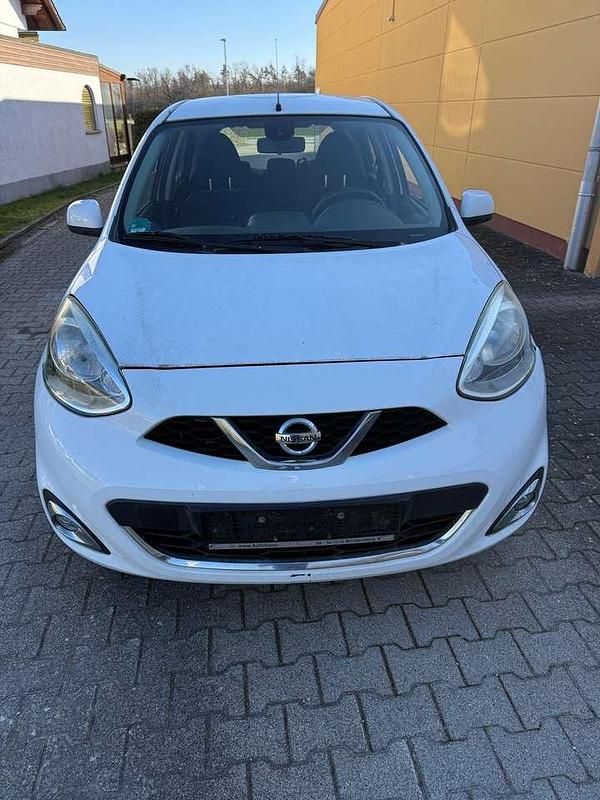 Gebraucht Nissan Micra Acenta 80 PS (58 kW) 2015 Weiß Kleinwagen