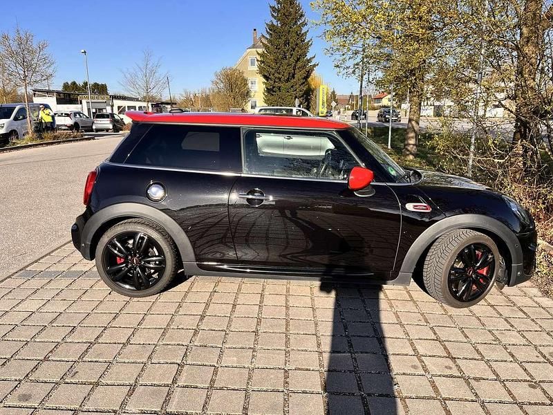 Gebraucht Mini John Cooper Works 231 PS (169 kW) 2020 Kleinwagen