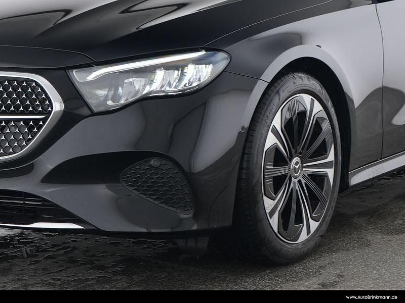 Gebraucht Mercedes E300 Avantgarde 313 PS (230 kW) 2024 Schwarz Limousine