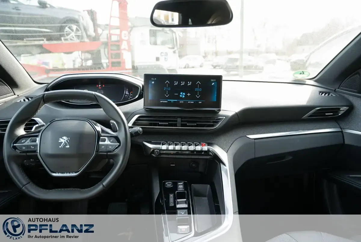 Gebraucht Peugeot 3008 Allure 131 PS (96 kW) 2023 Blau SUV