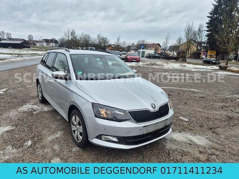Gebraucht Skoda Fabia Joy 90 PS (66 kW) 2016 Silber Kombi