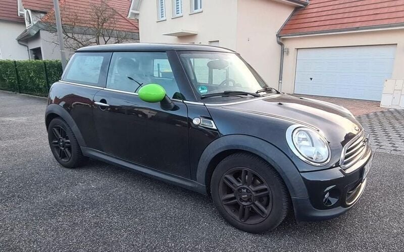 Schwarz Gebraucht 2013 Mini ONE Kleinwagen | 7.900 € (Teuer) - Bild 1/4