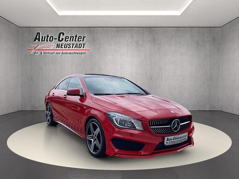 Rot Gebraucht 2015 Mercedes CLA250 AMG line Limousine | 18.940 € (Fairer Preis) - Bild 1/4