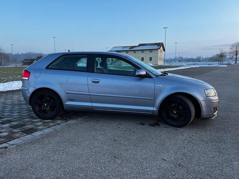 Gebraucht Audi A3 105 PS (77 kW) 2008 Grau Limousine