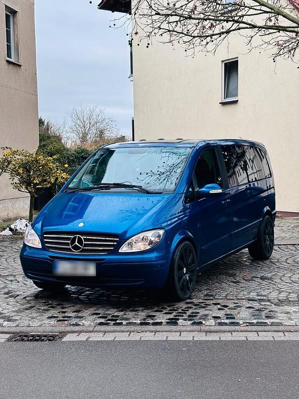 Gebraucht Mercedes Viano 150 PS (110 kW) 2005 Blau Van / Kleinbus
