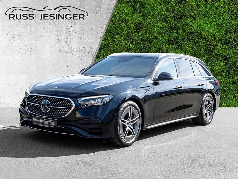 Obsidianschwarz metallic Gebraucht 2024 Mercedes E300 AMG Kombi | 56.880 € (Fairer Preis) - Bild 1/4