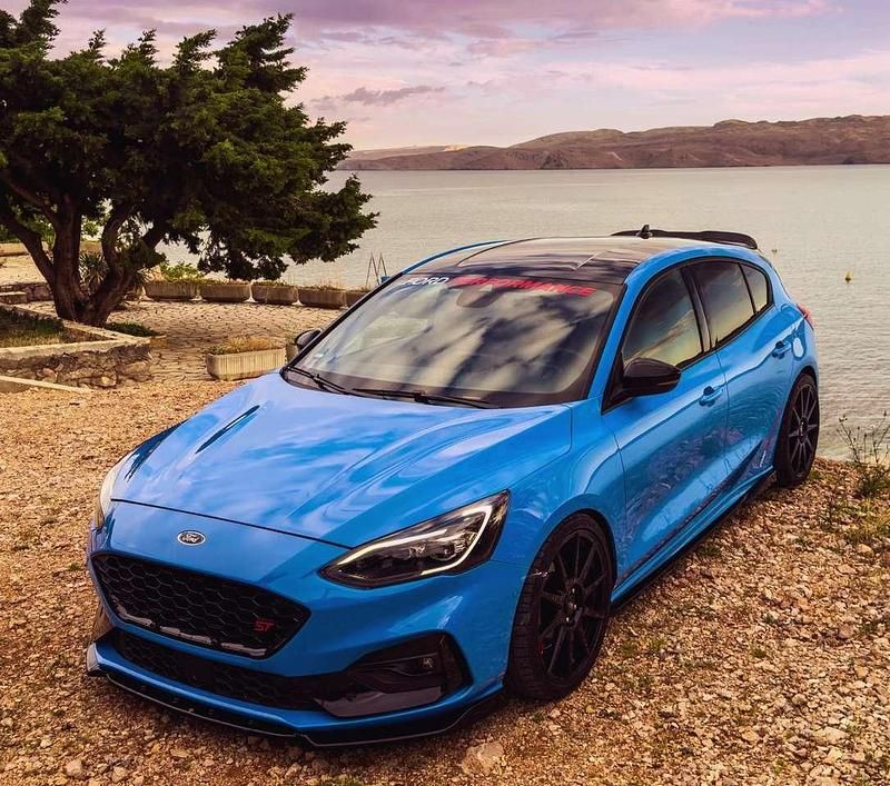 Gebraucht Ford Focus ST 280 PS (205 kW) 2022 Limousine