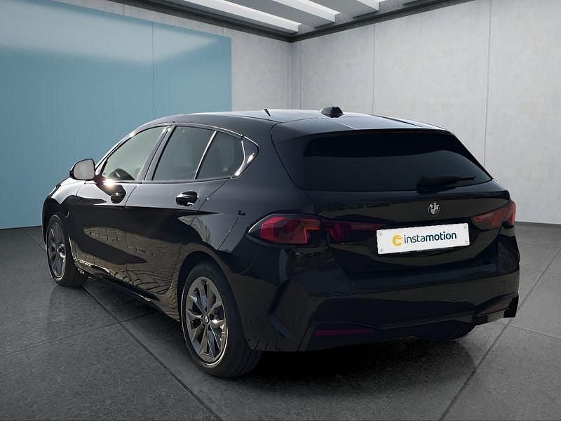 Gebraucht BMW 116 122 PS (89 kW) 2026 Schwarz Kleinwagen