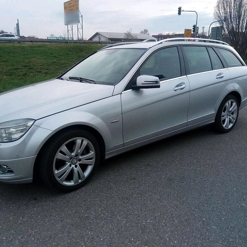 Gebraucht Mercedes 250 204 PS (150 kW) 2010 Silber Kombi
