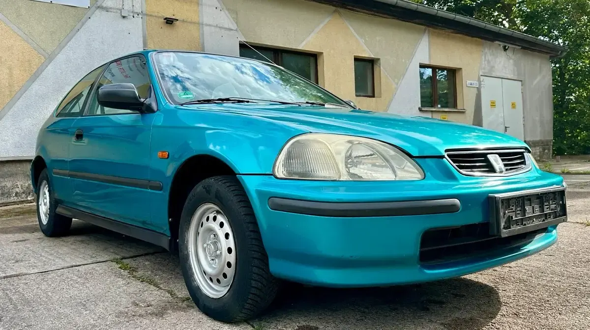 Gebraucht Honda Civic 75 PS (55 kW) 1997 Andere farben Kleinwagen