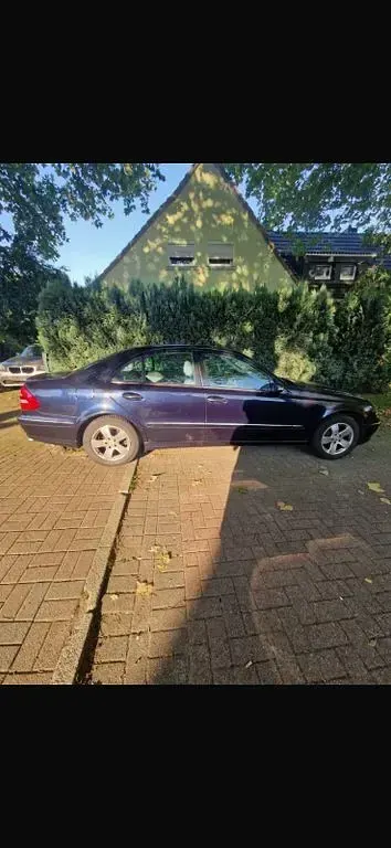 Gebraucht Mercedes E320 Elegance 224 PS (164 kW) 2002 Beige Limousine