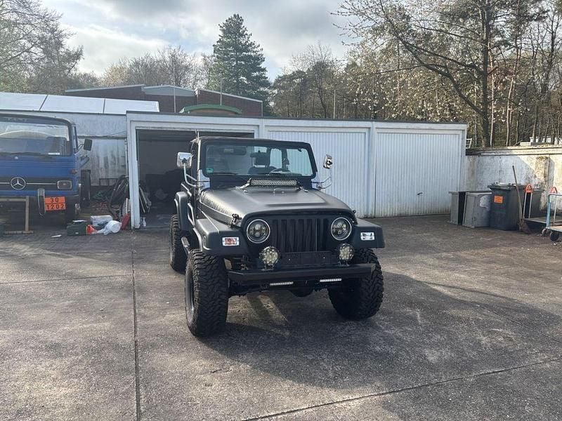 Gebraucht Jeep Wrangler 118 PS (86 kW) 1998 Schwarz SUV