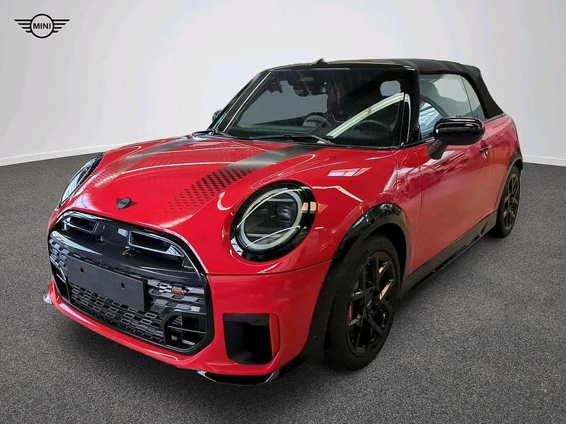 Rot Gebraucht 2024 Mini John Cooper Works Cabriolet Cabrio | 42.855 € (Etwas zu teuer) - Bild 1/4