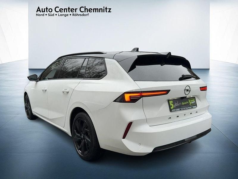 Neu Opel Astra 131 PS (96 kW) 2025 Weiß Kombi