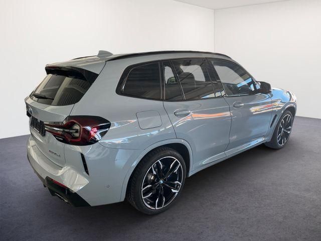 Brooklyn grau brooklyn grau Gebraucht 2024 BMW X3 Performance SUV | 78.189 € - Bild 1/4