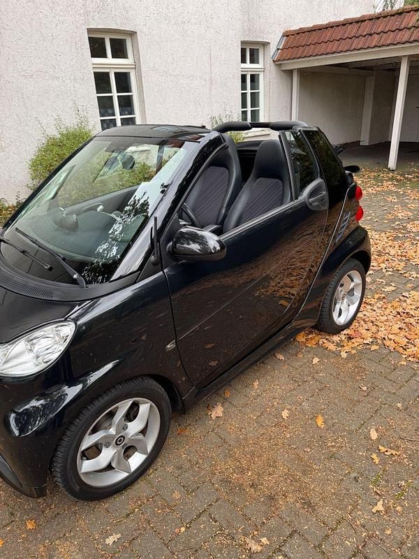 Gebraucht Smart ForTwo Cabrio 84 PS (61 kW) 2014 Schwarz Cabrio