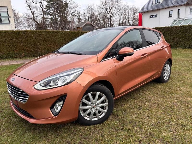 Gebraucht Ford Fiesta Titanium 101 PS (74 kW) 2019 Orange Kleinwagen