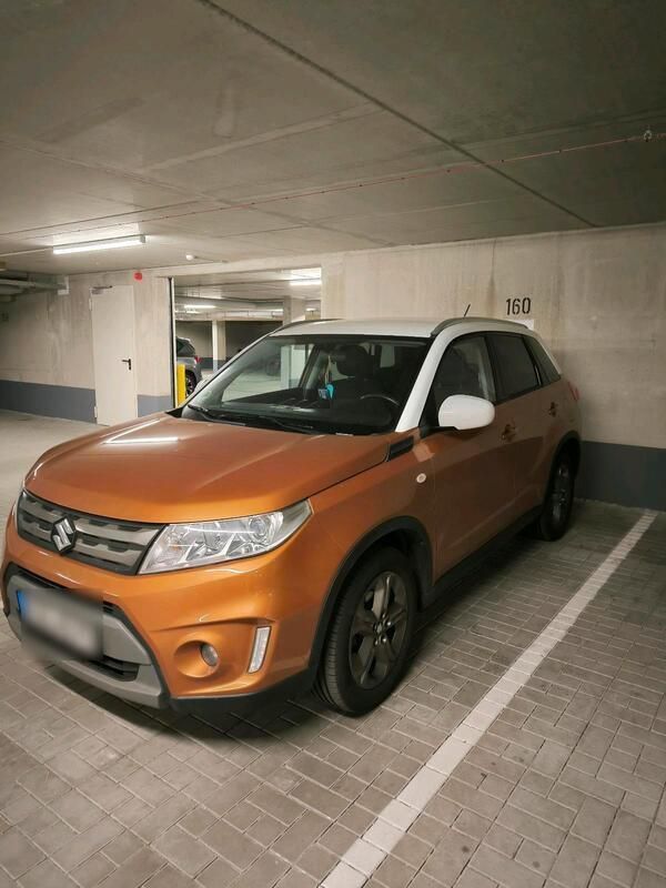 Orange Gebraucht 2015 Suzuki Vitara SUV | 12.800 € (Etwas zu teuer) - Bild 1/4