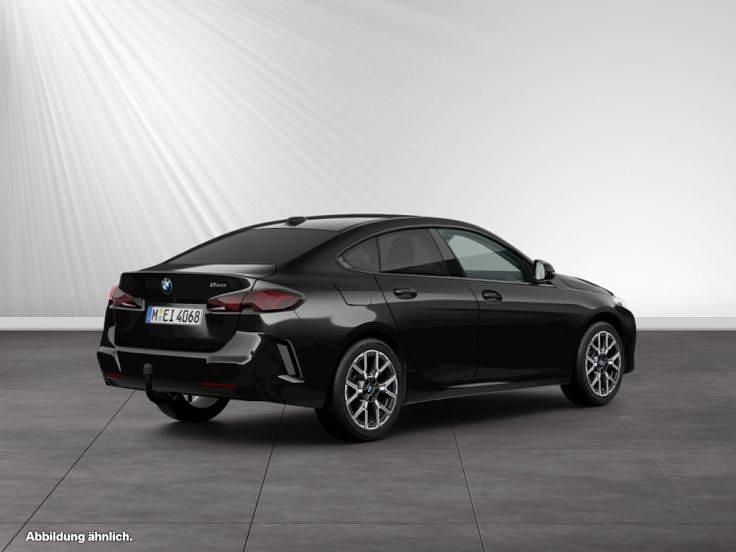 Gebraucht BMW 220 170 PS (125 kW) 2025 Saphirschwarz metallic Limousine