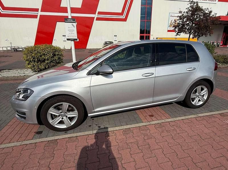 Silber Gebraucht 2014 VW Golf VII Limousine | 7.200 € (Superpreis) - Bild 1/4