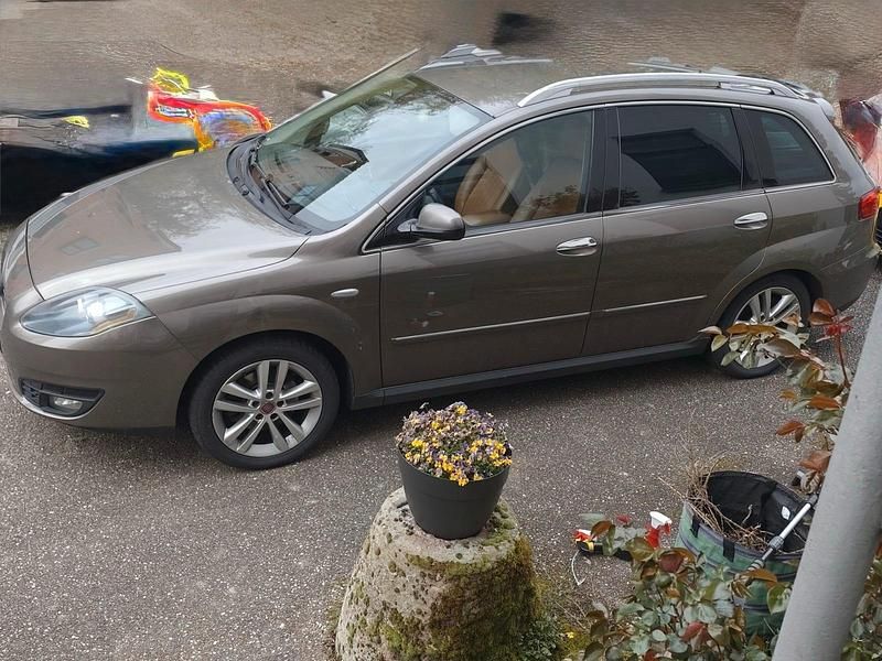 Gebraucht Fiat Croma 2008 Grau Kombi