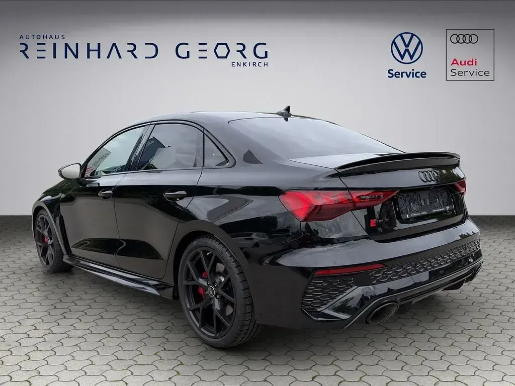 Gebraucht Audi RS3 Sport 400 PS (294 kW) 2024 Schwarz Limousine