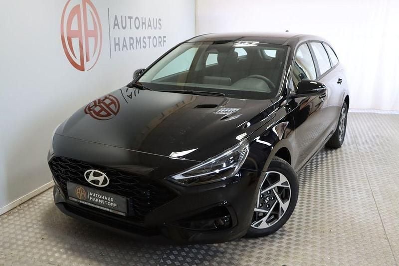 Schwarz Neu 2025 Hyundai i30 Comfort Kombi | 20.990 € (Superpreis) - Bild 1/4