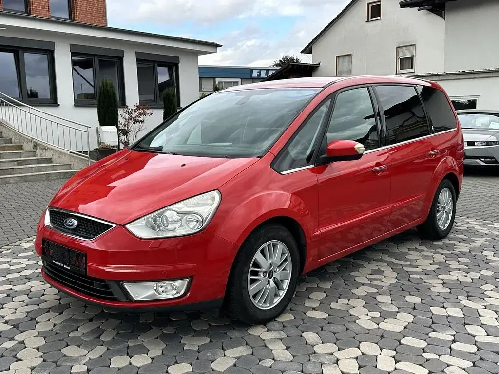 Gebraucht Ford Galaxy Ghia 140 PS (102 kW) 2008 Rot Van / Kleinbus