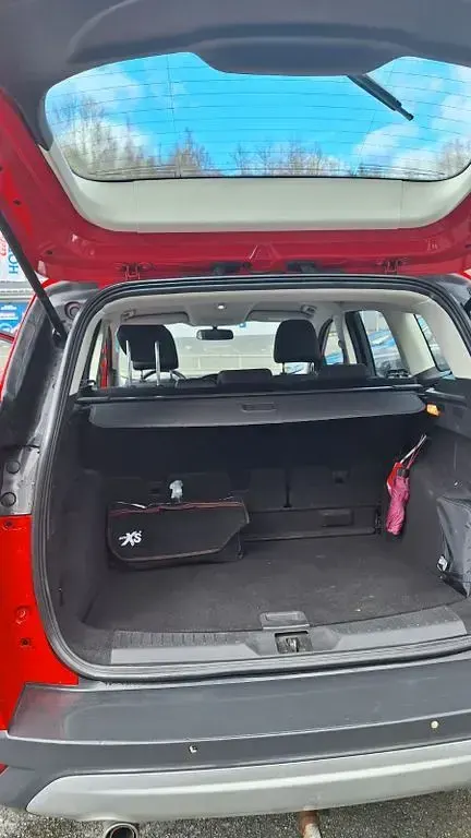 Gebraucht Ford Kuga 150 PS (110 kW) 2015 Rot SUV