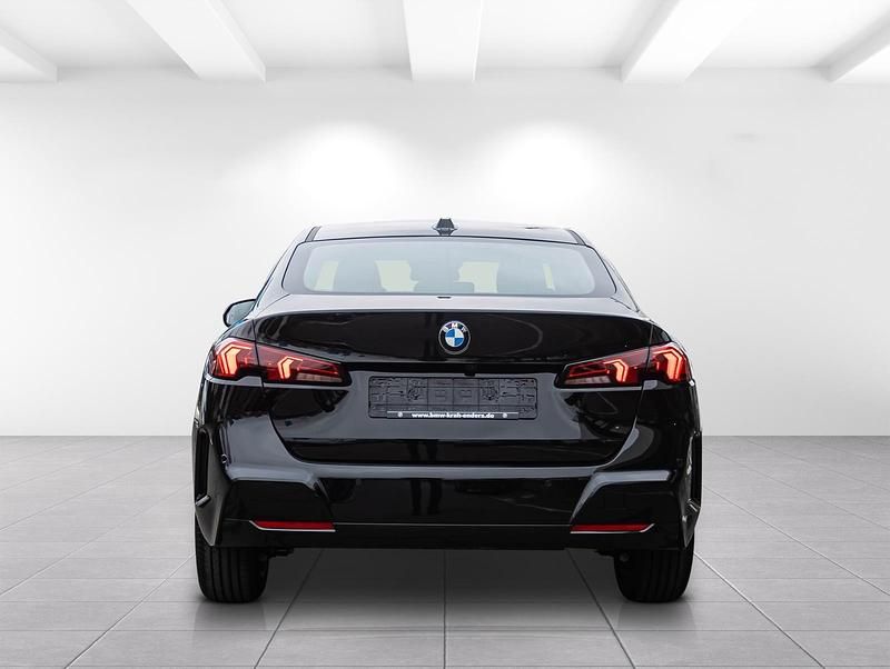 Neu BMW 216 Efficient Dynamics 122 PS (89 kW) 2026 Schwarz Coupé