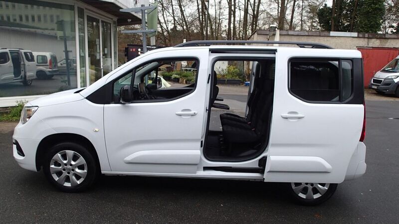 Gebraucht Opel Combo Life 131 PS (96 kW) 2023 Van / Kleinbus