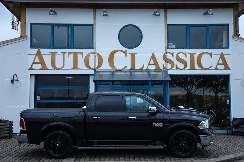 Schwarz Gebraucht 2018 Dodge Ram Abholung | 35.000 € (Teuer) - Bild 1/4