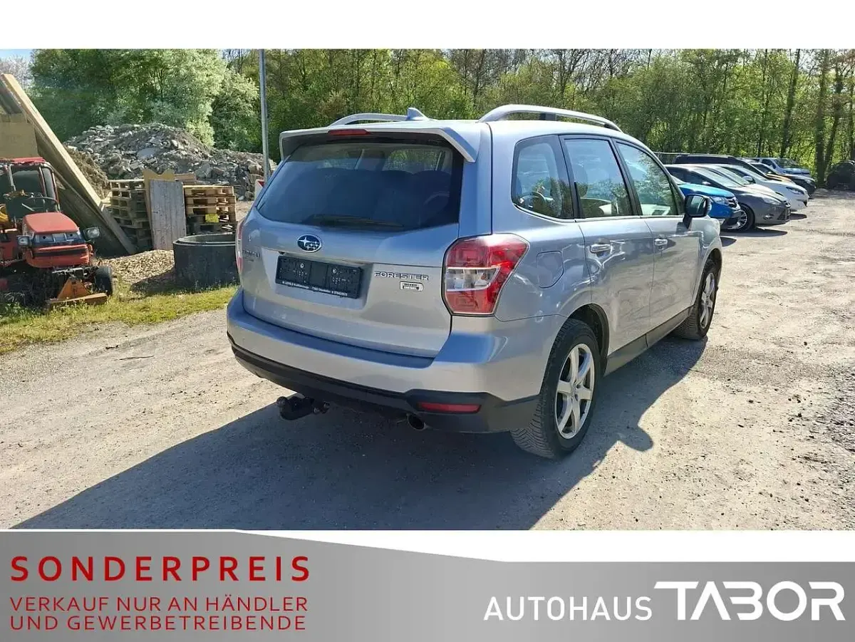 Gebraucht Subaru Forester Exclusive+ 147 PS (108 kW) 2016 Ice silver SUV