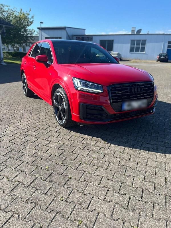 Gebraucht Audi Q2 S-Line 190 PS (139 kW) 2018 Rot SUV