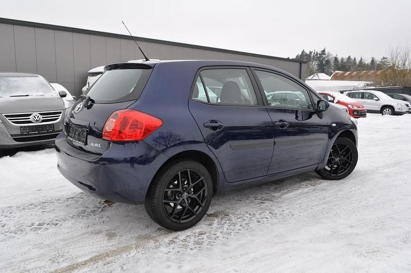 Gebraucht Toyota Auris Sol 124 PS (91 kW) 2007 Blau Kleinwagen
