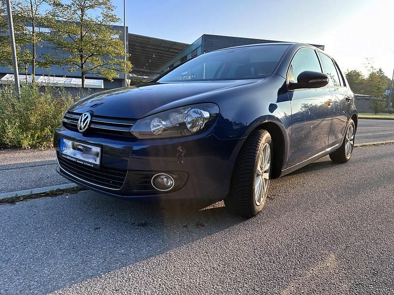 Blau Gebraucht 2011 VW Golf VI Limousine | 4.990 € (Etwas zu teuer) - Bild 1/4
