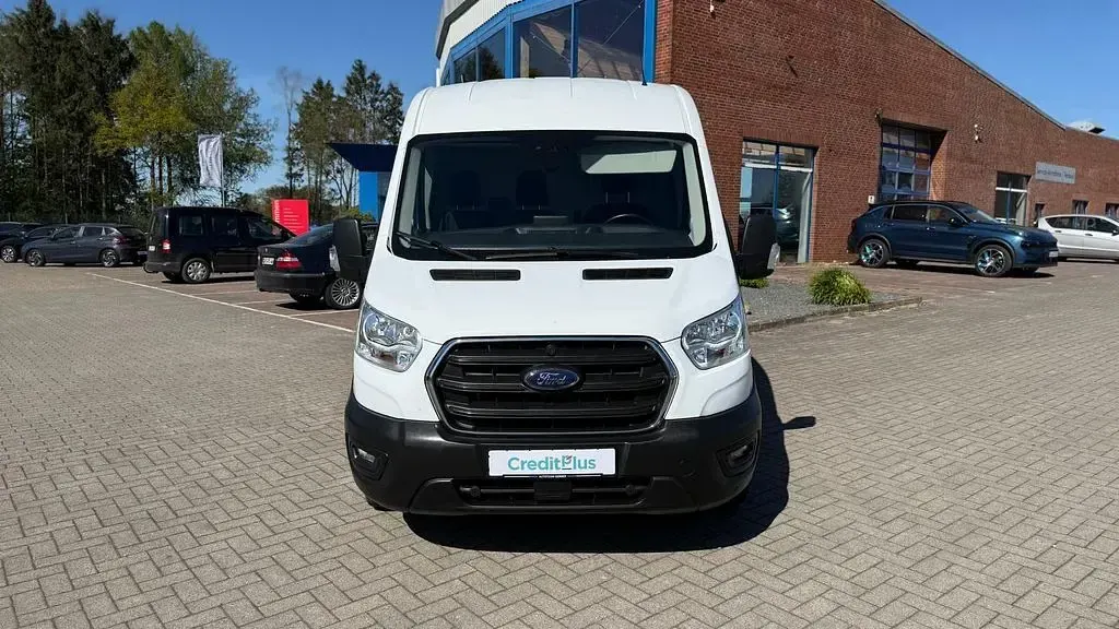 Używany Ford Transit Trend 131 KM (96 kW) 2022 Biały Minivan