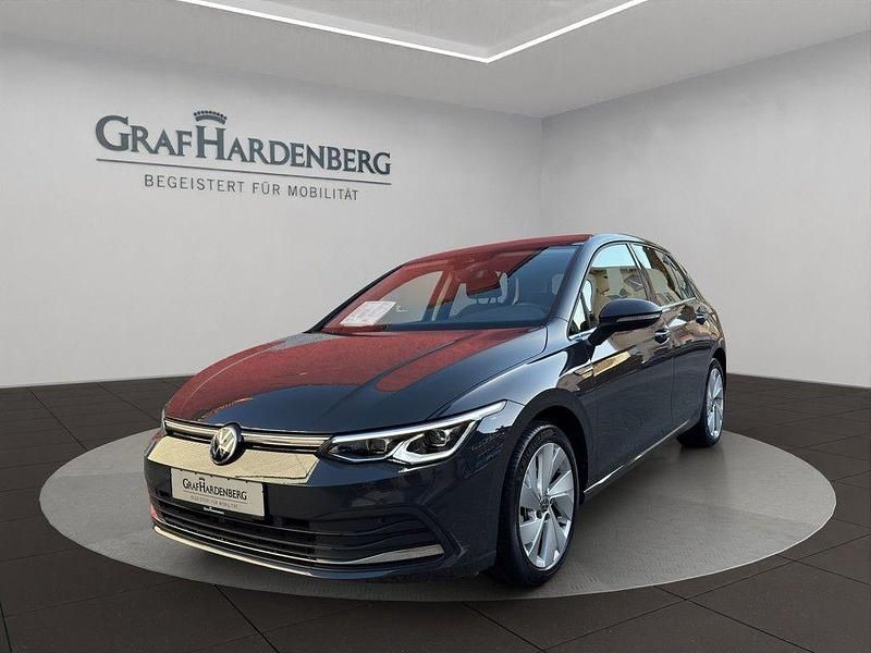 Gebraucht VW Golf VII Style 150 PS (110 kW) 2021 Uranograu Kleinwagen