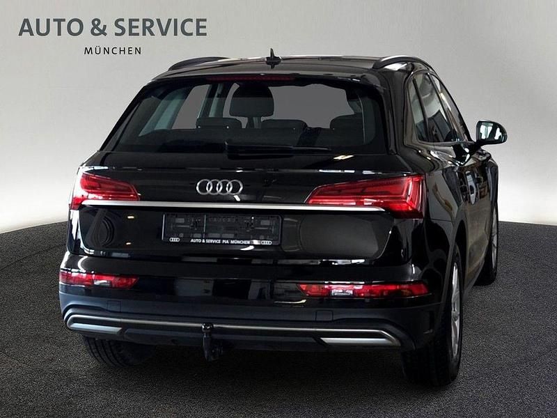 Gebraucht Audi Q5 Basis 163 PS (119 kW) 2023 Schwarz SUV