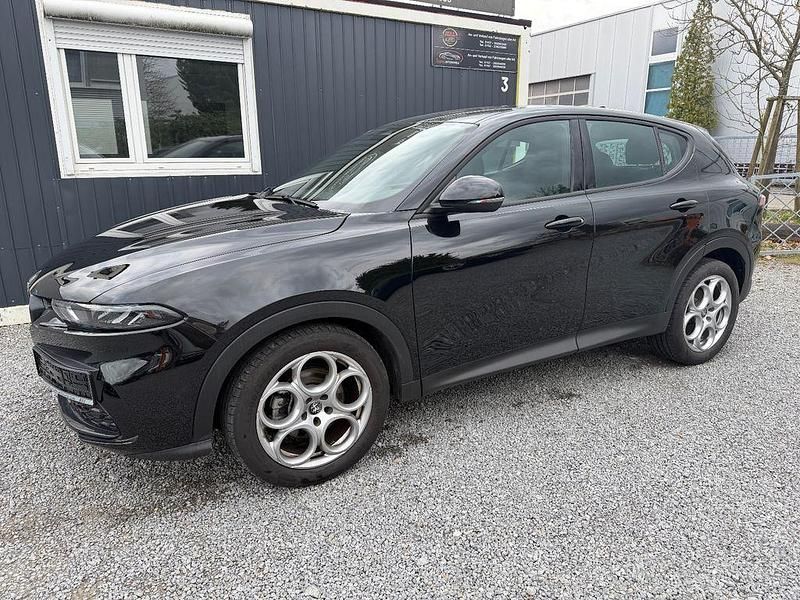 Gebraucht Alfa Romeo Tonale Sprint 131 PS (96 kW) 2023 Schwarz SUV