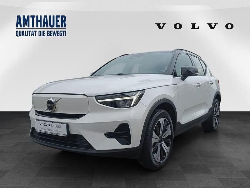Weiß Gebraucht 2022 Volvo XC40 Plus SUV | 30.930 € (Guter Preis) - Bild 1/4