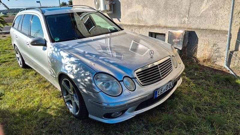Gebraucht Mercedes E350 Avantgarde 272 PS (200 kW) 2005 Silber Kombi