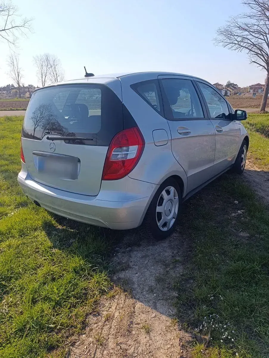 Gebraucht Mercedes A170 109 PS (80 kW) 2010 Silber Kleinwagen