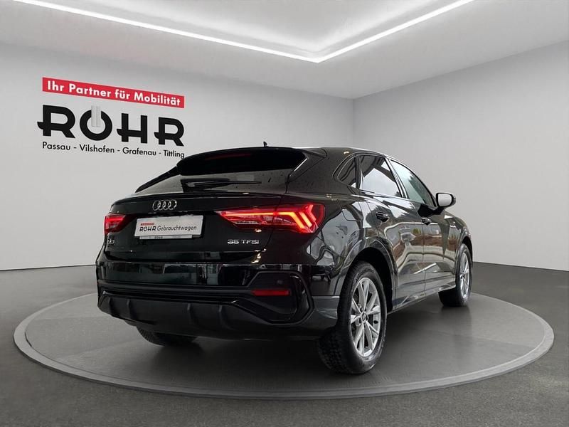 Gebraucht Audi Q3 Sportback S-Line 150 PS (110 kW) 2025 Mythosschwarz metallic SUV