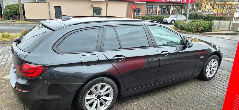 Gebraucht BMW 525 218 PS (160 kW) 2012 Schwarz Kombi