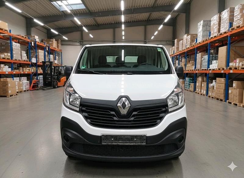 Weiß Gebraucht 2019 Renault Traffic Van / Kleinbus | 6.000 € - Bild 1/1