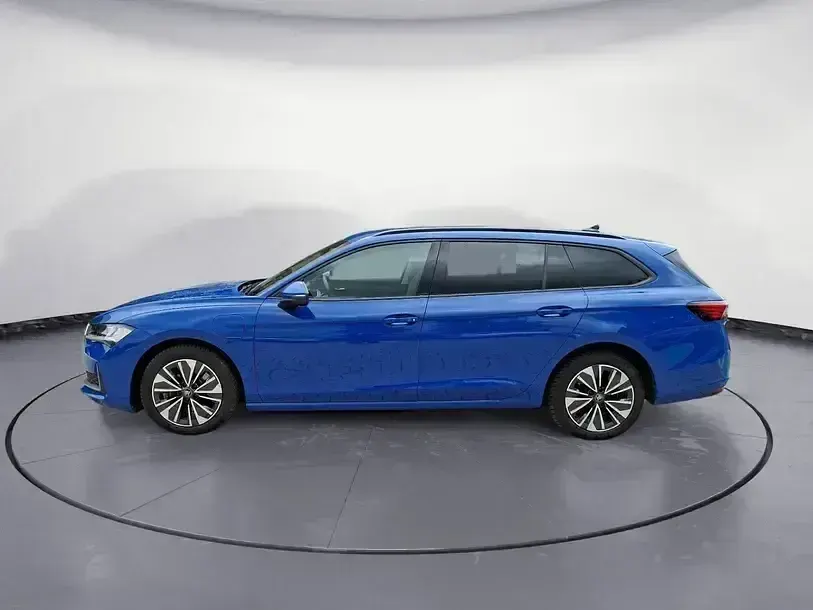 Gebraucht Skoda Superb Selection 204 PS (150 kW) 2025 Blau Kombi